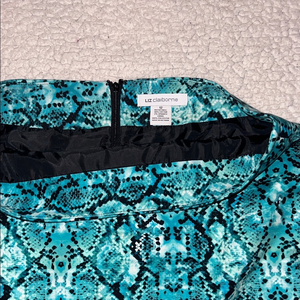 Liz Claiborne Aqua and Black Patterned Pencil Skirt - Picture 3 of 6